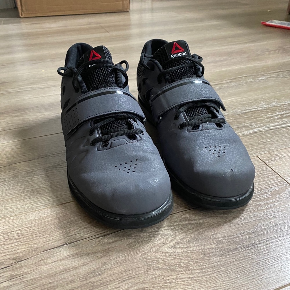 Reebok CrossFit lifters